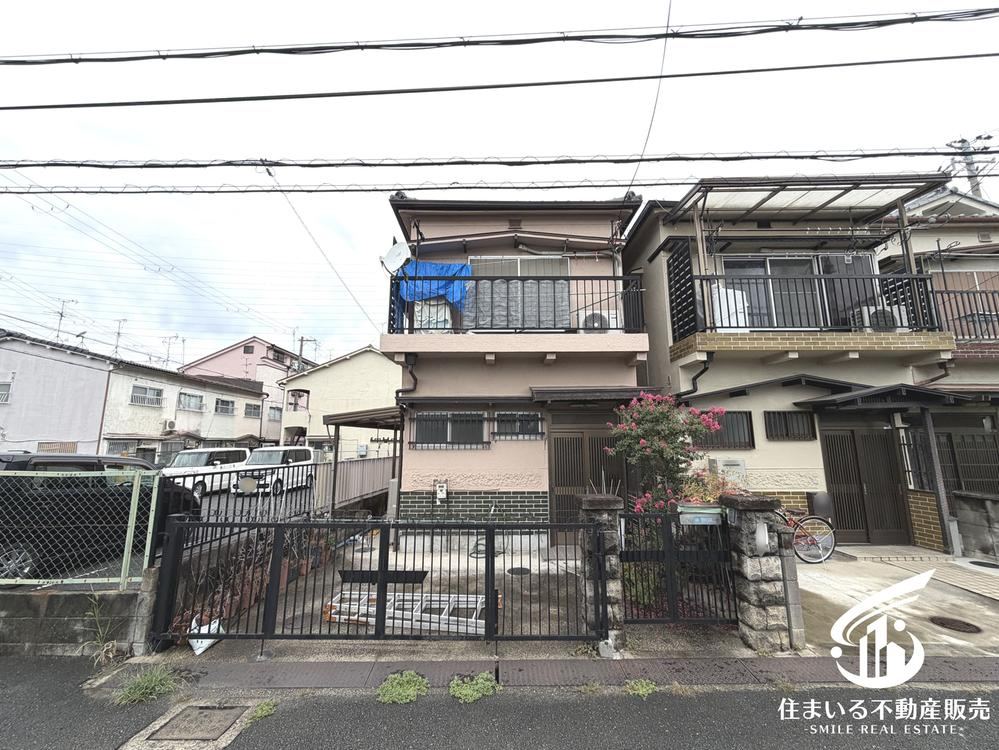 3LDK house in Shijonawate, Osaka - Photo 1