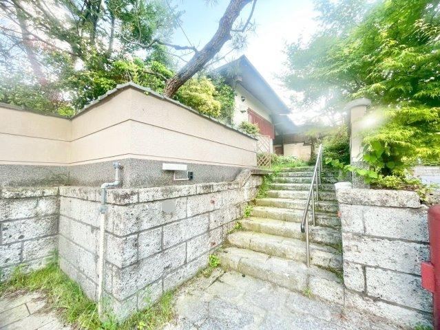 6LDK+S house in Otsu, Shiga - Photo 1
