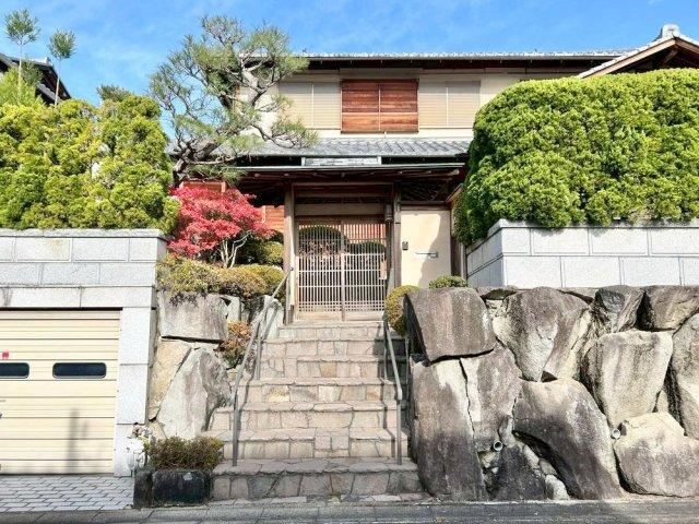 8LDK house in Nishikyo Ward, Kyoto - Photo 1