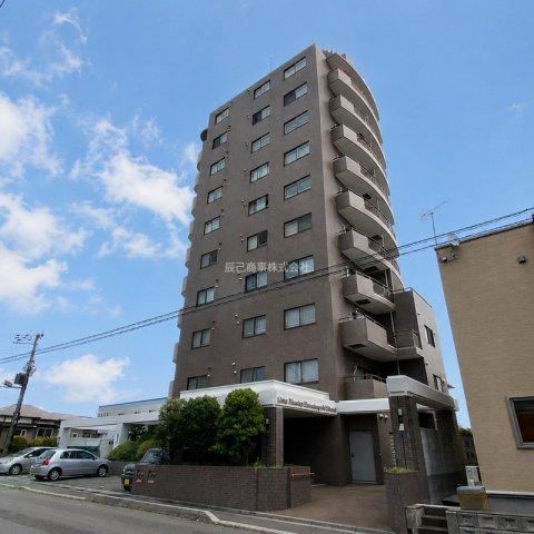 3LDK apartment in Hakodate, Hokkaido - Photo 1