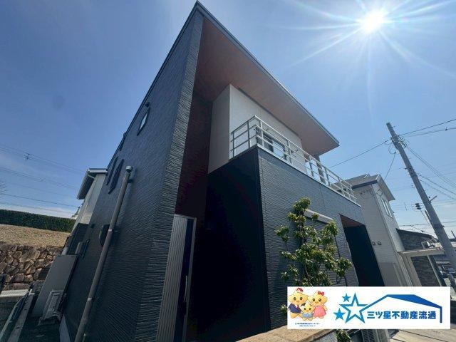 4LDK house in Himeji, Hyogo - Photo 1