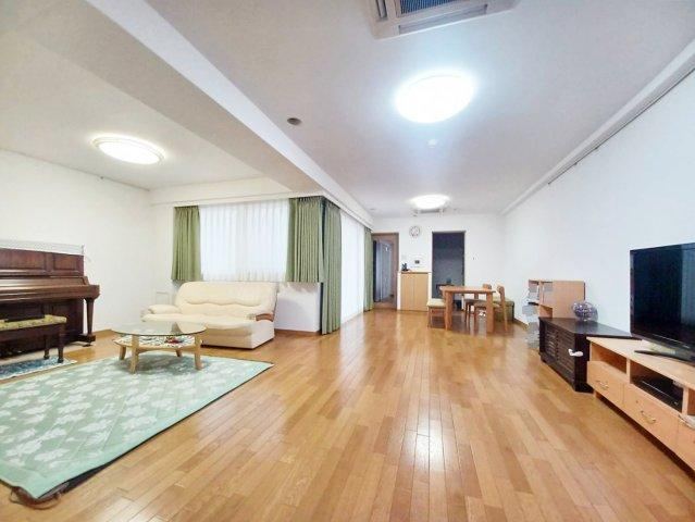 4LDK apartment in Nada Ward, Kobe, Hyogo - Photo 1