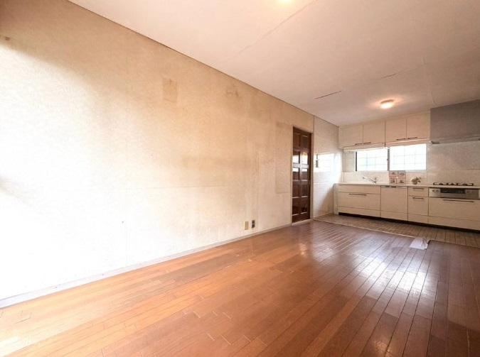 4LDK house in Takarazuka, Hyogo - Photo 1