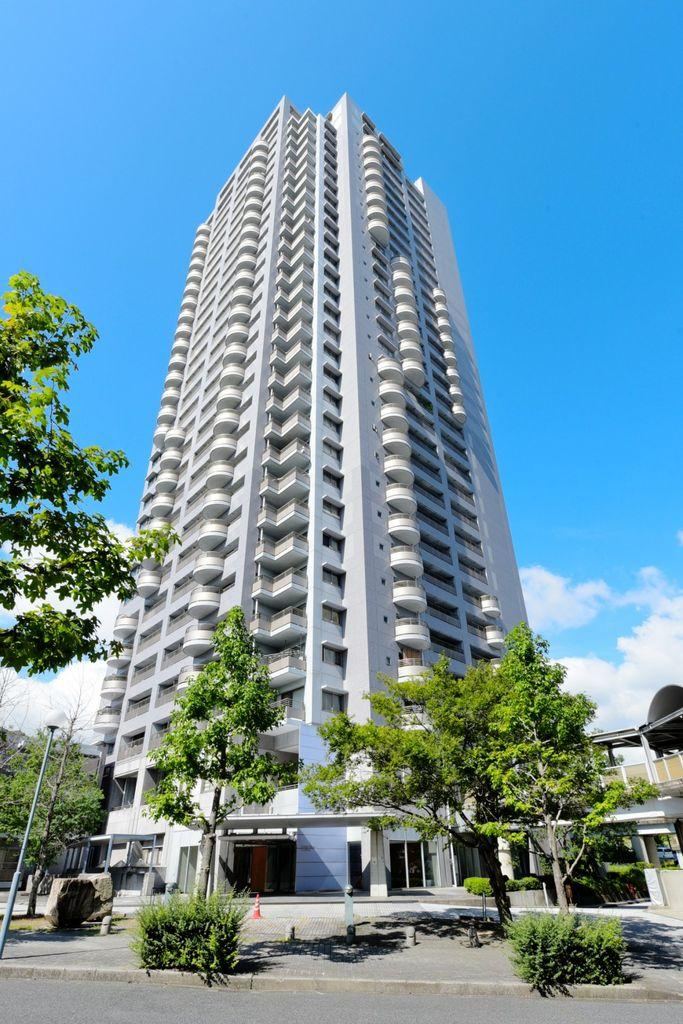 3LDK+2S apartment in Asaminami Ward, Hiroshima - Photo 1