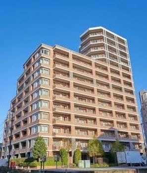 3LDK+S apartment in Shinjuku Ward, Tokyo - Photo 1