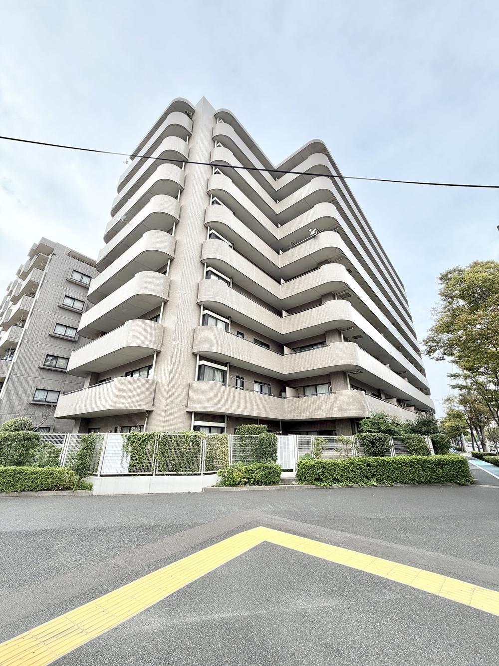 2LDK apartment in Edogawa Ward, Tokyo - Photo 1