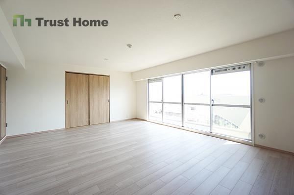 5LDK apartment in Nishinomiya, Hyogo - Photo 1