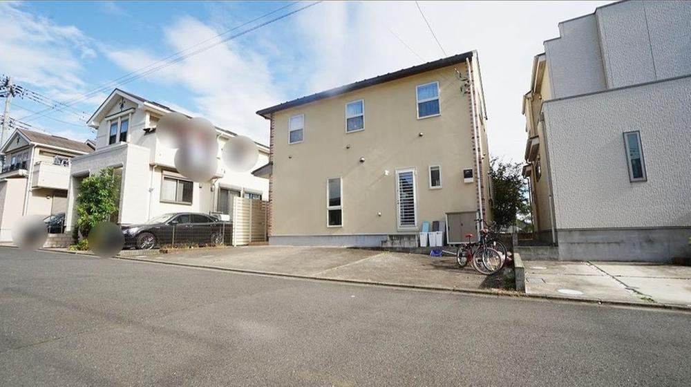 4LDK house in Hiratsuka, Kanagawa - Photo 1