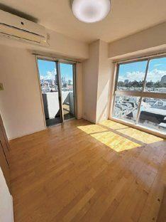 2LDK apartment in Bunkyo Ward, Tokyo - Photo 1