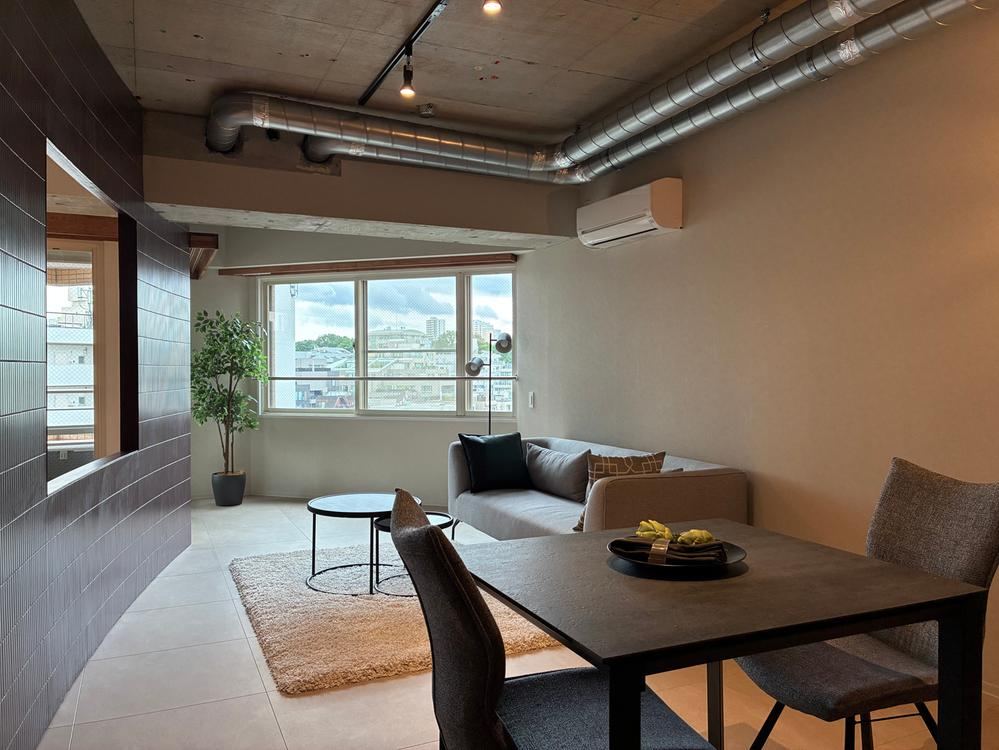 2LDK apartment in Shibuya Ward, Tokyo - Photo 1