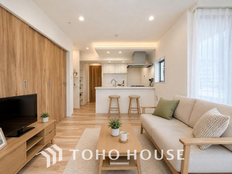 2LDK apartment in Minato Ward, Tokyo - Photo 1