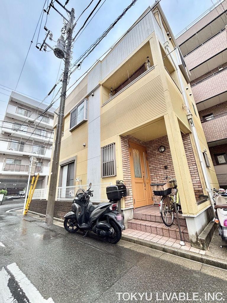 4LDK house in Edogawa Ward, Tokyo - Photo 1