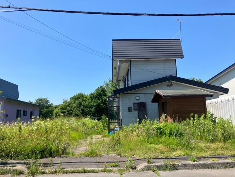 160 m² land in Chitose, Hokkaido - Photo 1