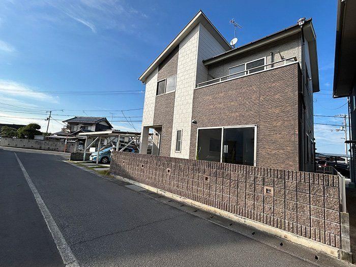 4LDK house in Takamatsu, Kagawa - Photo 1