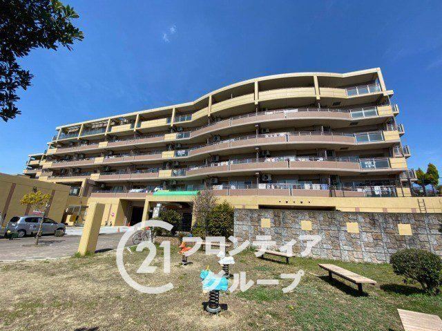 2LDK+S apartment in Nara, Nara - Photo 1