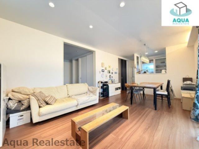 4LDK house in Marugame, Kagawa - Photo 1