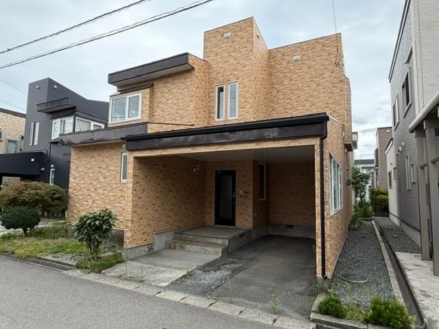 4LDK house in Aomori, Aomori - Photo 1
