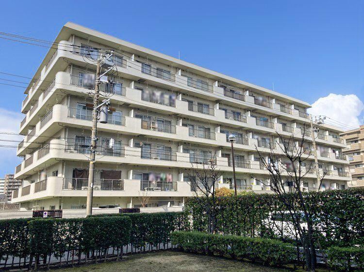 3LDK apartment in Tsurumi Ward, Yokohama, Kanagawa - Photo 1
