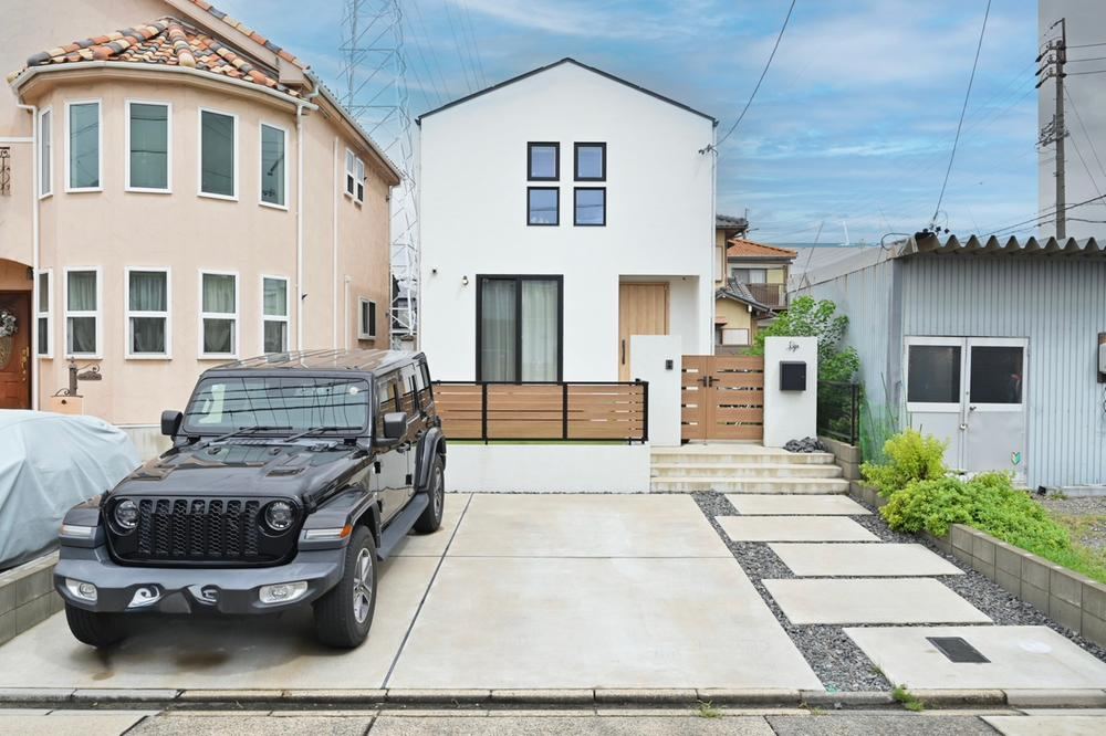 3LDK house in Minato Ward, Nagoya, Aichi - Photo 1
