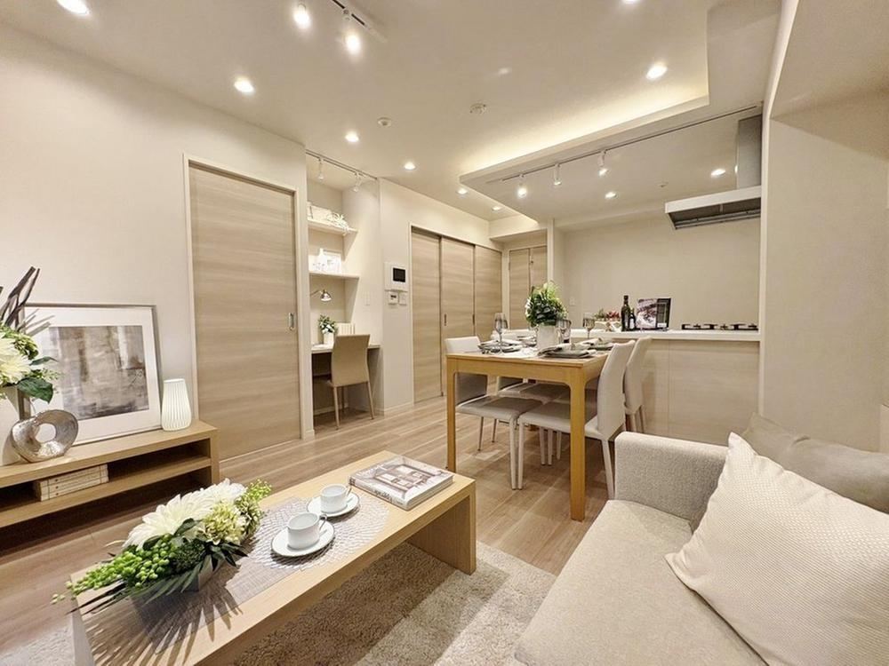 2LDK apartment in Chuo Ward, Tokyo - Photo 1