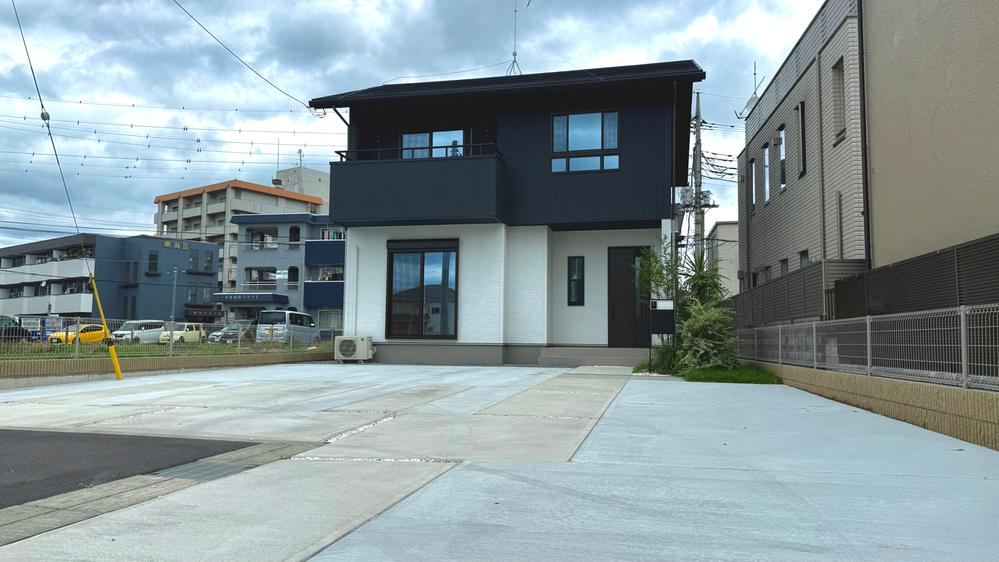 4LDK house in Utsunomiya, Tochigi - Photo 1