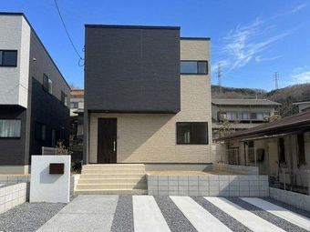 4LDK+S house in Naka Ward