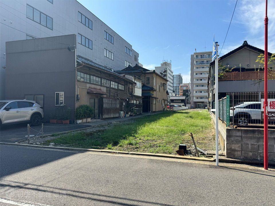 306 m² land in Chuo Ward, Niigata - Photo 1