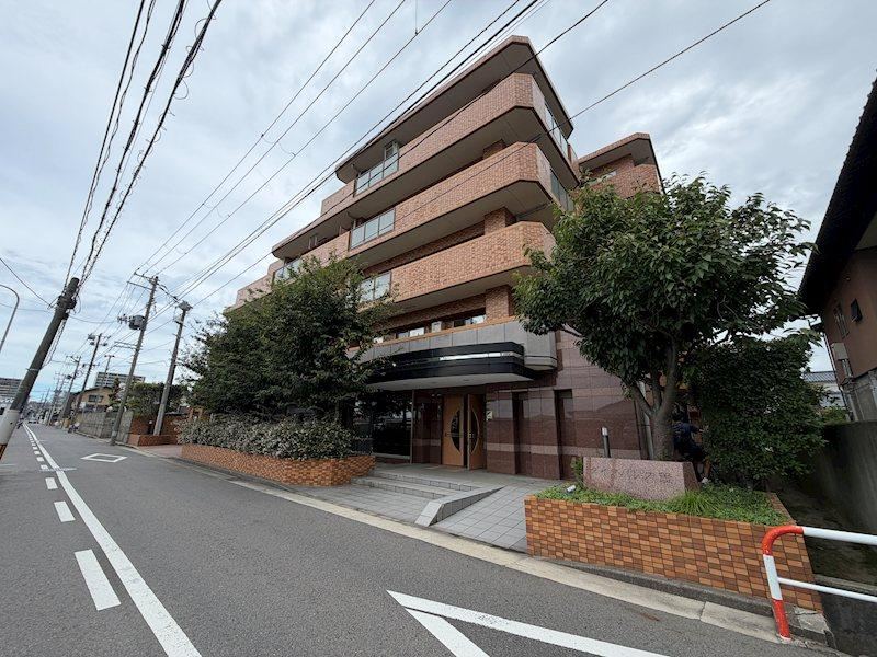 3LDK apartment in Chuo Ward, Niigata - Photo 1