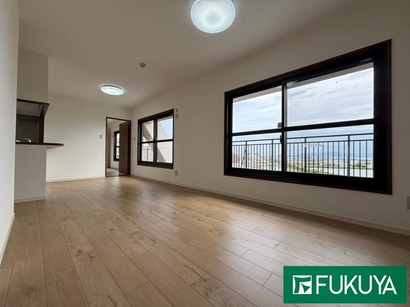 4LDK apartment in Akashi, Hyogo - Photo 1