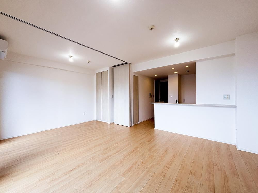 3LDK apartment in Koto Ward, Tokyo - Photo 1