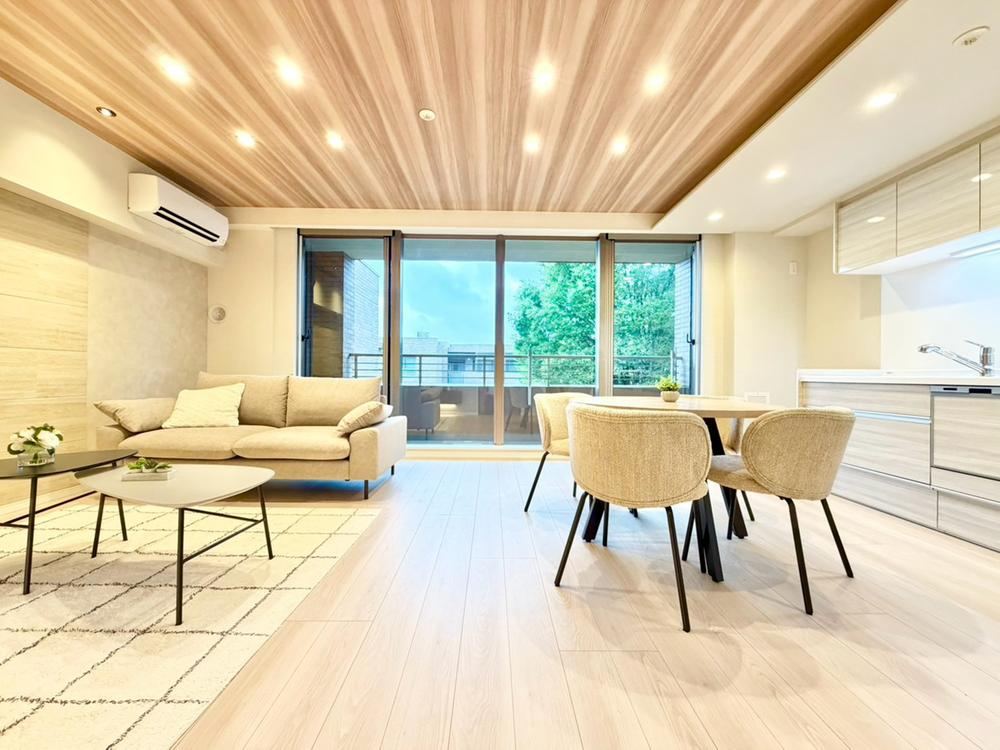 3LDK apartment in Suginami Ward, Tokyo - Photo 1