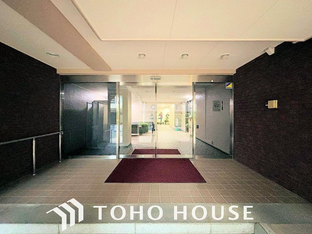 3LDK apartment in Shinjuku Ward, Tokyo - Photo 1