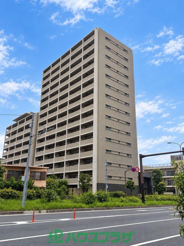 3LDK apartment in Katsushika Ward, Tokyo - Photo 1