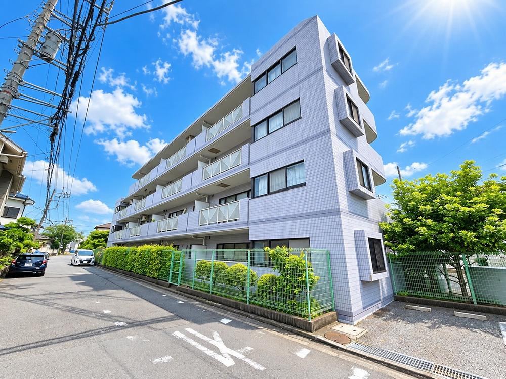 3LDK apartment in Fujisawa, Kanagawa - Photo 1