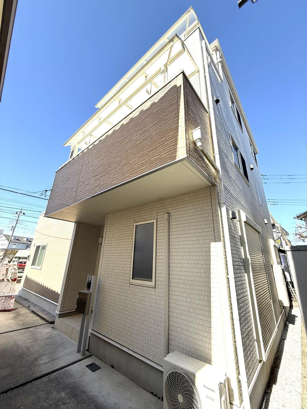 4LDK house in Yamato, Kanagawa - Photo 1