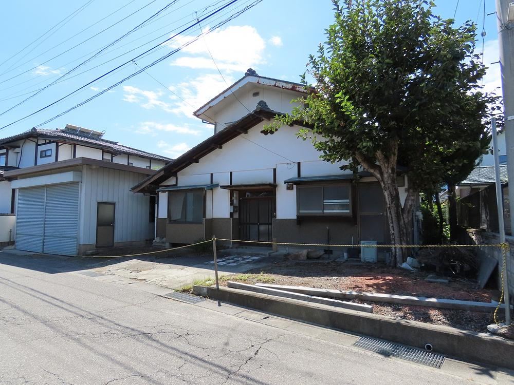 297 m² land in Azumino, Nagano - Photo 1