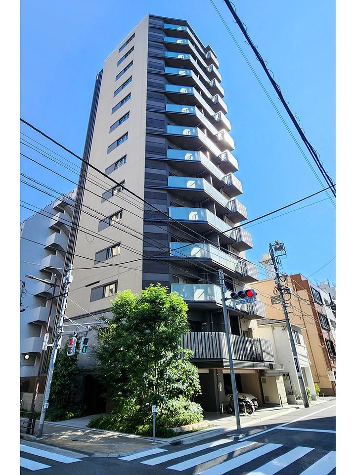 2LDK apartment in Taito Ward, Tokyo - Photo 1