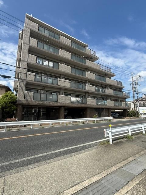 2LDK apartment in Kakogawa, Hyogo - Photo 1