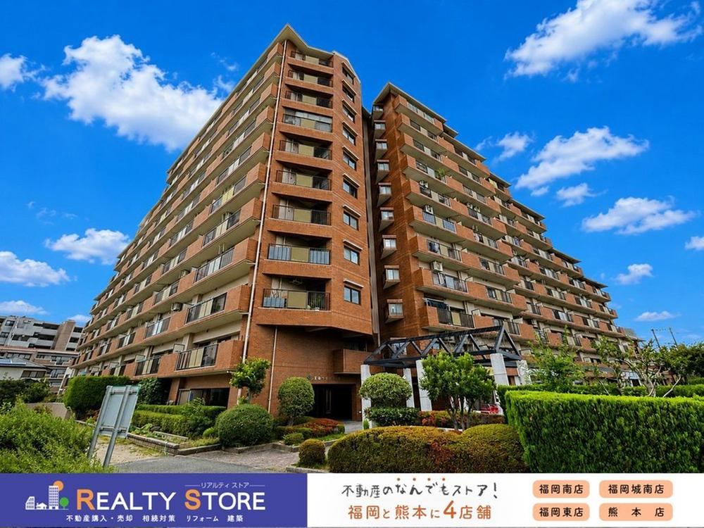 3LDK apartment in Kasuga, Fukuoka - Photo 1