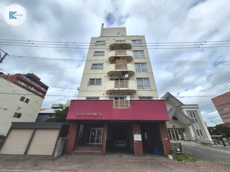 2LDK apartment in Asahikawa, Hokkaido - Photo 1