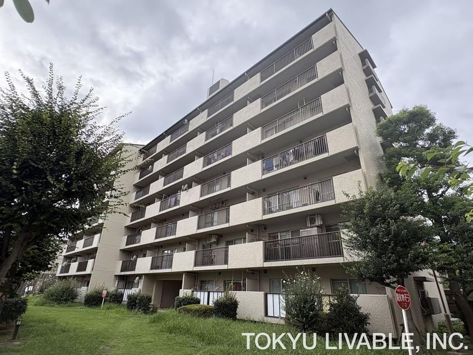 3DK apartment in Kawanishi, Hyogo - Photo 1