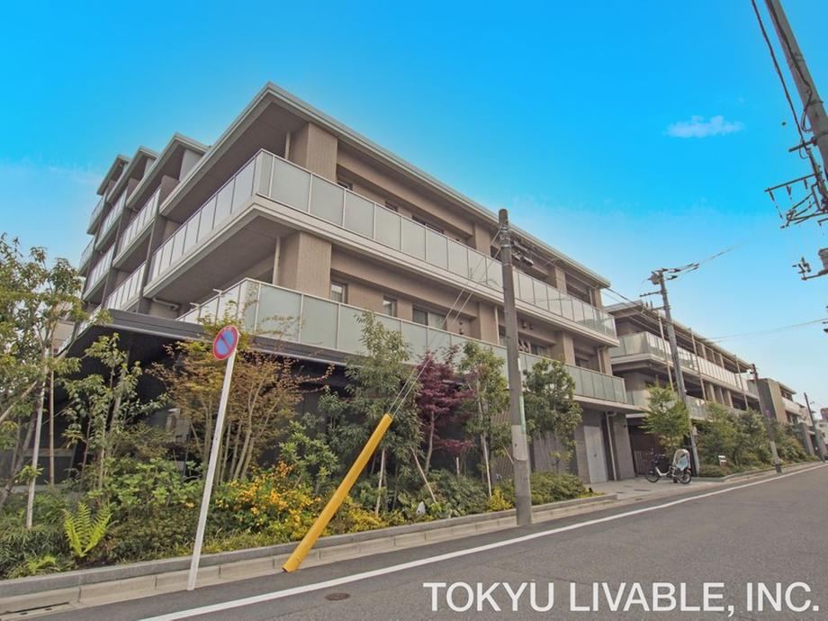 3LDK apartment in Nerima Ward, Tokyo - Photo 1