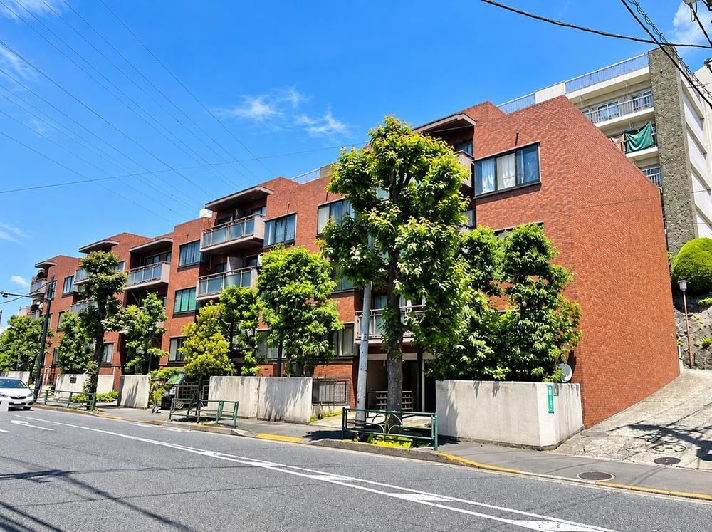 2LDK apartment in Setagaya Ward, Tokyo - Photo 1