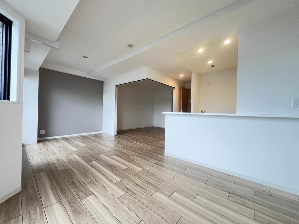 3LDK apartment in Nishi Ward, Hiroshima - Photo 1