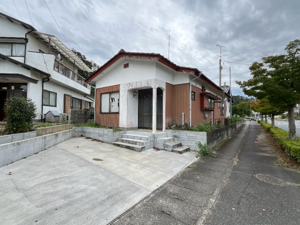 4K house in Iwaki, Fukushima - Photo 1