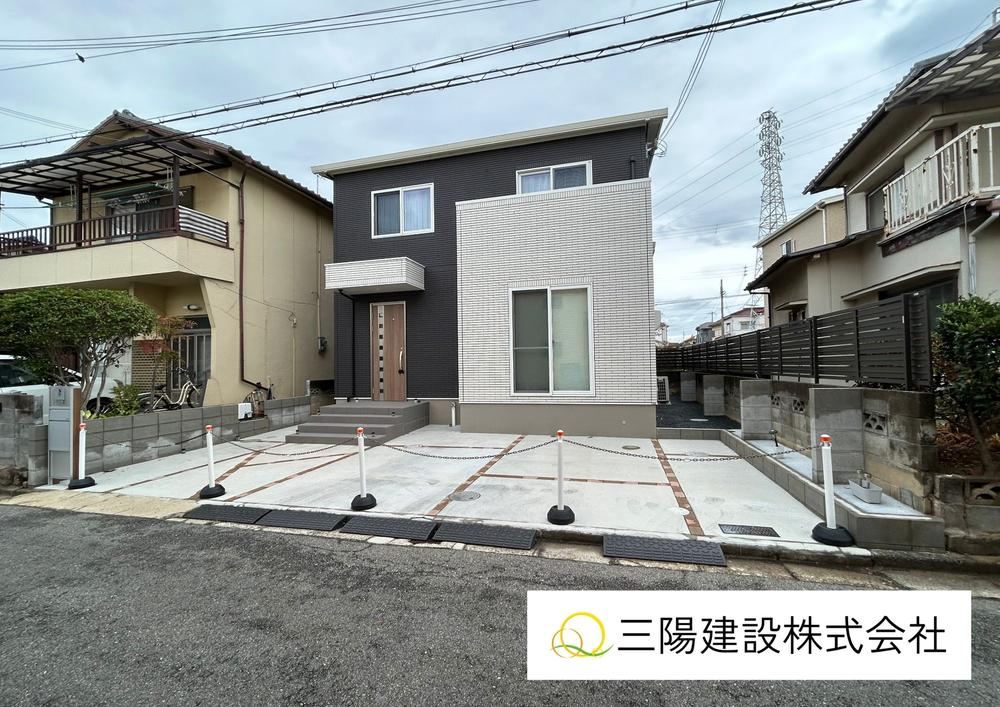 5LDK+2S house in Akashi, Hyogo - Photo 1