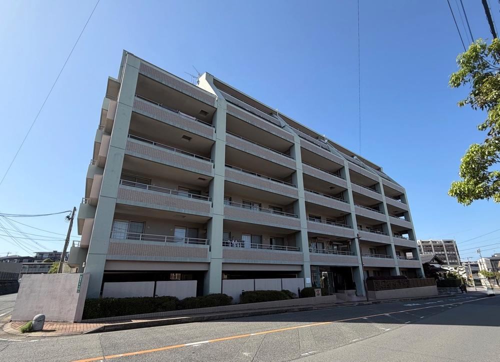 3LDK apartment in Shingu, Kasuya District, Fukuoka - Photo 1
