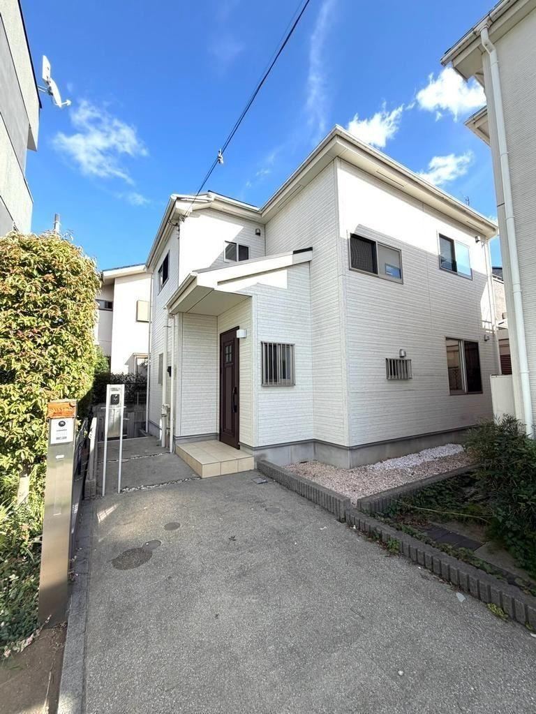 3LDK house in Setagaya Ward, Tokyo - Photo 1