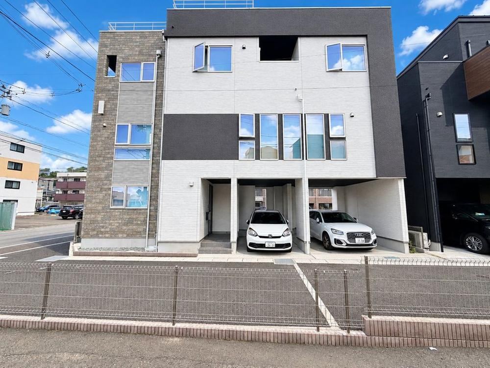 4LDK house in Izumi Ward, Sendai, Miyagi - Photo 1