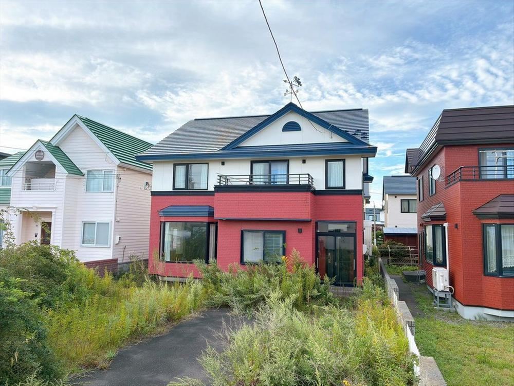 5LDK+S house in Tomakomai, Hokkaido - Photo 1